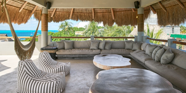 Villa Kamala — sala de estar de diseño